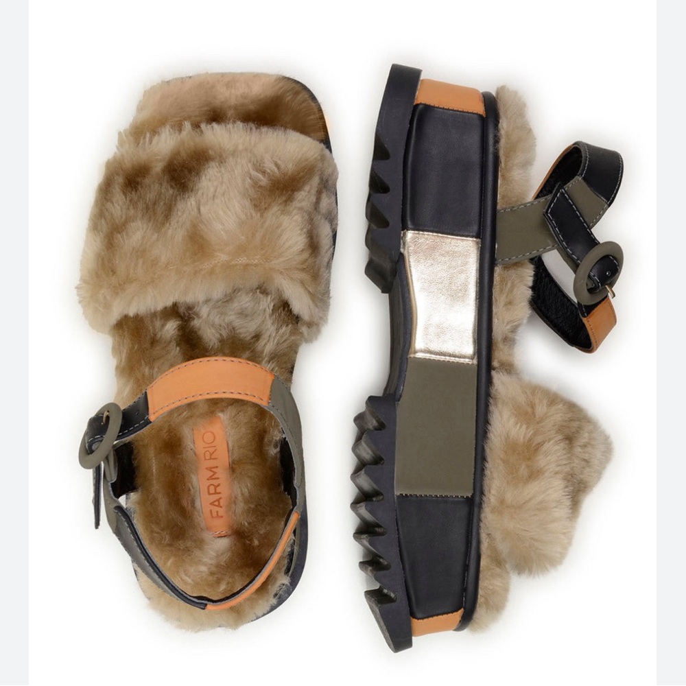 ISO Farm Rio Khaki Fur Sandals Size 7/8
